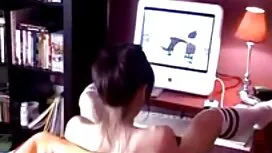 عندما يكون زوجي بعيد ...