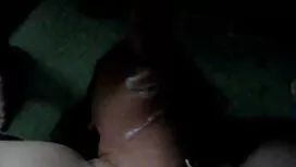 هذه الفتاة هي DJ أخذ ...