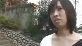 (إيريكا) عاهرة صغيرة ...