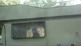 أنا أبحث عن فتاة لطي ...