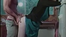 هذا الرجل الأبنوس يد ...