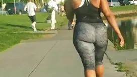 فتاة آسيوية رائعة في ...