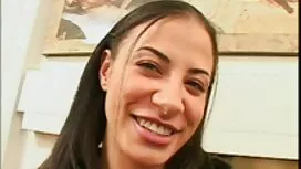 واحد من اللاعبين واث ...